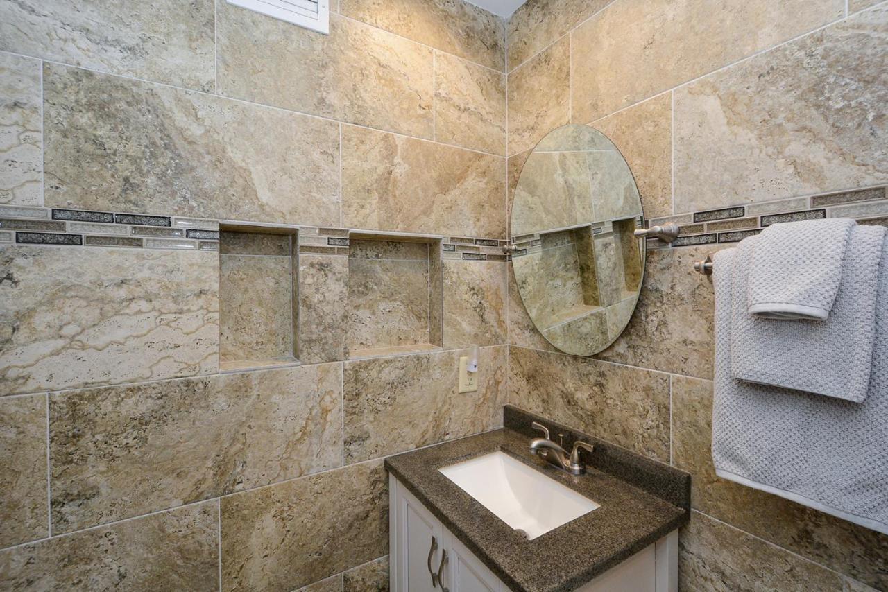 Canal 315 - Right In Siesta Key Village! מראה חיצוני תמונה